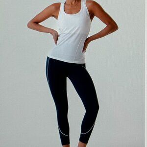Fabletics Set of FeatherTech Tank /Anywhere 365+ Leggings Size L New with Tags